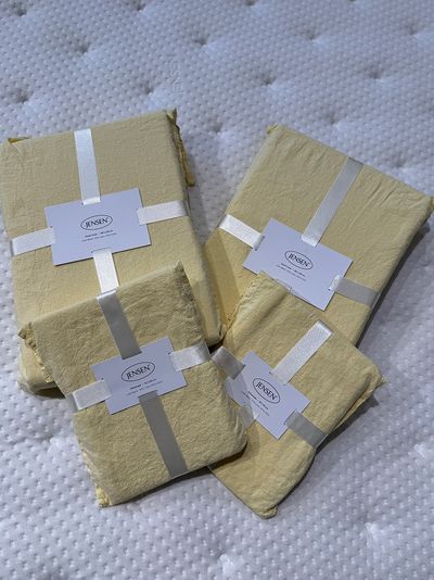 Duvet cover, Butter Yellow